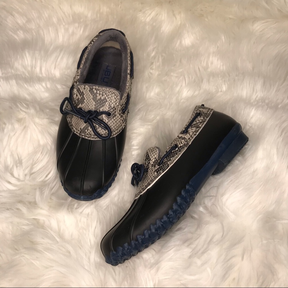 JBU Gwen Duck Rubber Waterproof rain snow Shoes black grey snake print size 7